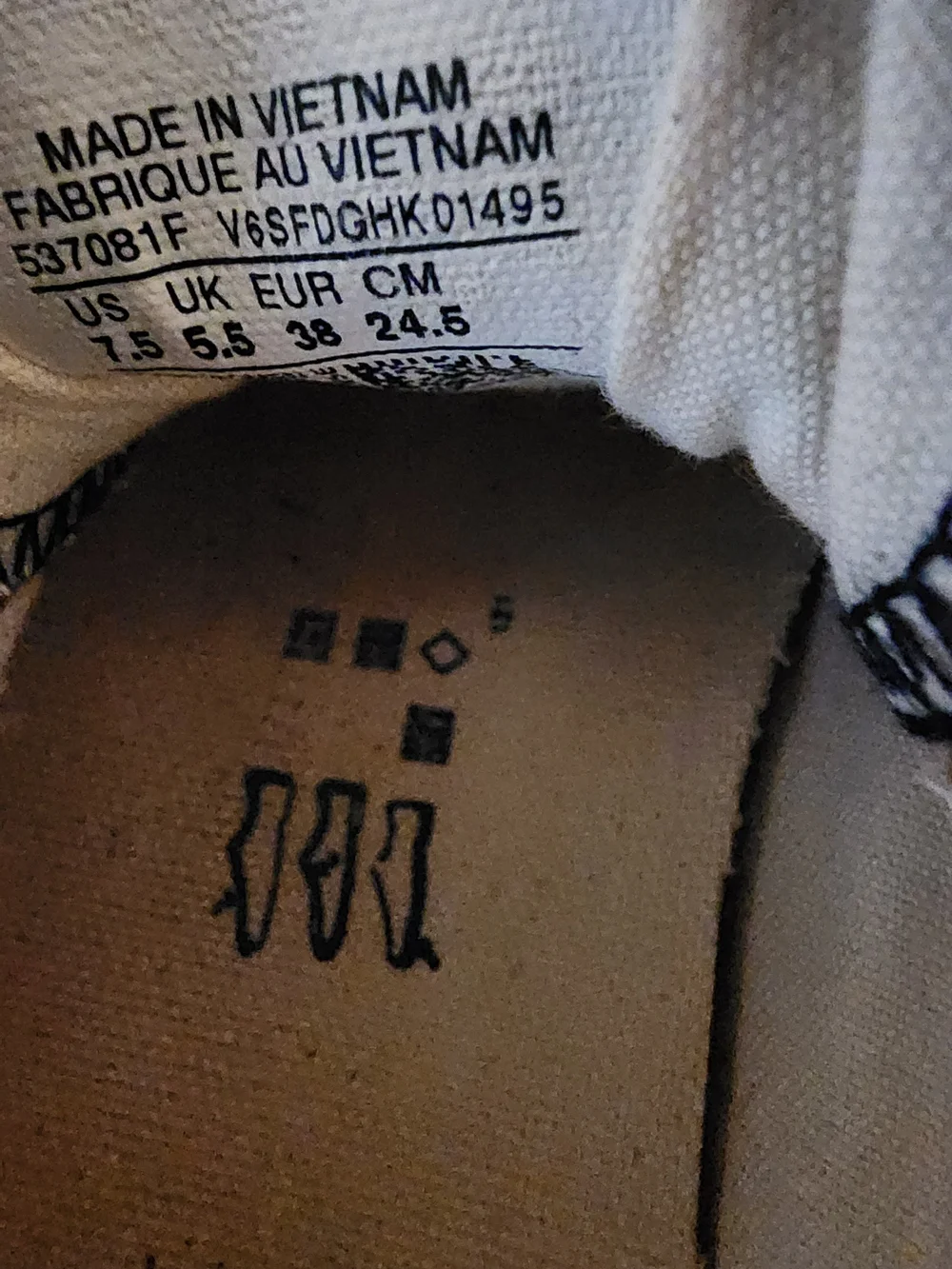 Converse black canvas